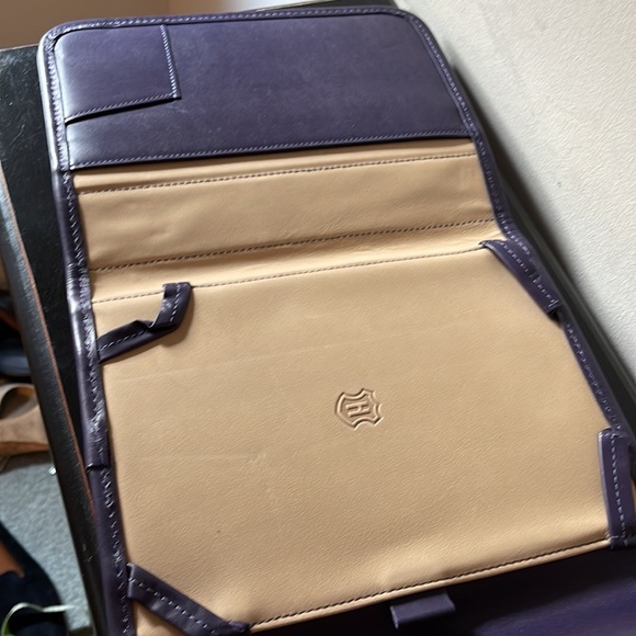 J.W. HULME Purple leather calendar or notepad cover - Picture 8 of 11